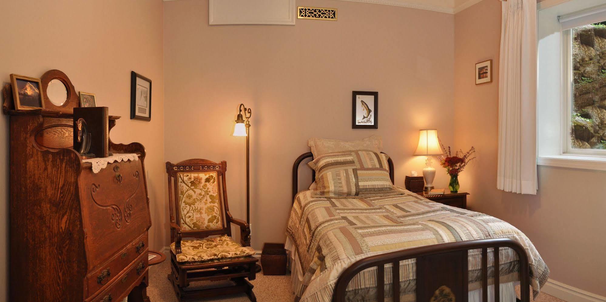 Idahome Bed And Breakfast 波斯特福尔斯 外观 照片